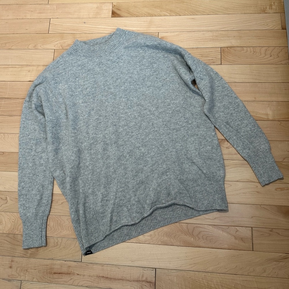 Jason Denham Men’s cashmere sweater size small